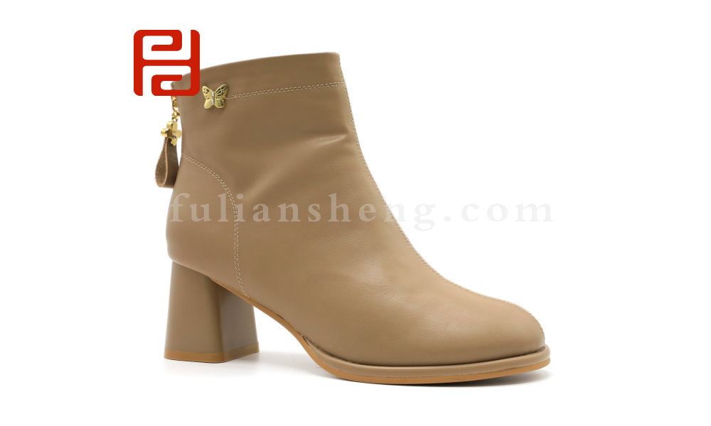 福连升冬季新款轻松工作女鞋魅力时装鞋