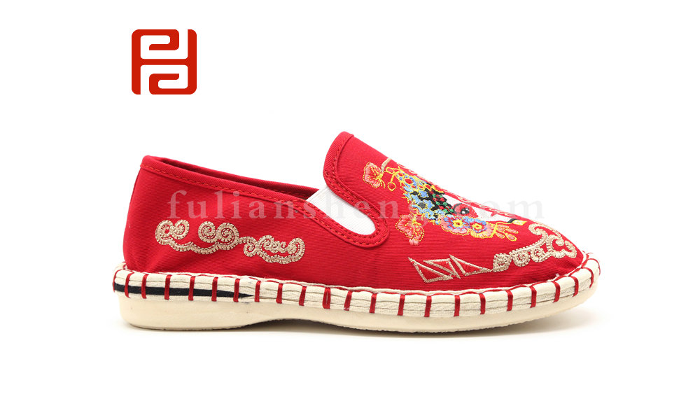 福连升老北京布鞋女鞋网红刺绣中国风一脚蹬休闲鞋