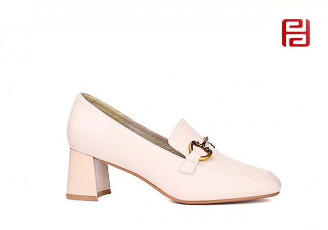 福连升春秋女鞋优雅舒适跟鞋复古扣件单鞋