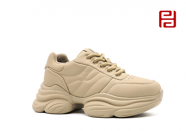 福连升冬季新款运动生活女鞋时尚运动老爹鞋
