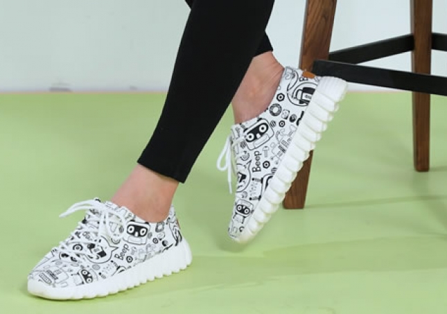 福连升休闲鞋女鞋卡通涂鸦黑白小白鞋FLB-91161264